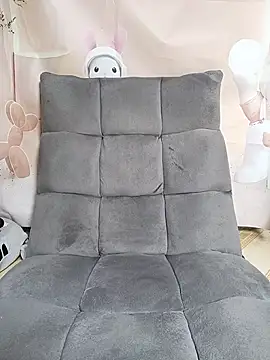 MiaBaba online show from April 6, 7:48 pm