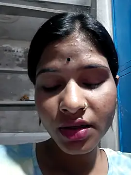 Nirasha cute online show from February 12, 6:51 pm