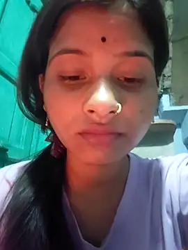 Nirasha cute online show from February 5, 6:48 pm