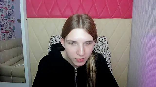 AlicexPrincess online show from April 9, 2:46 am