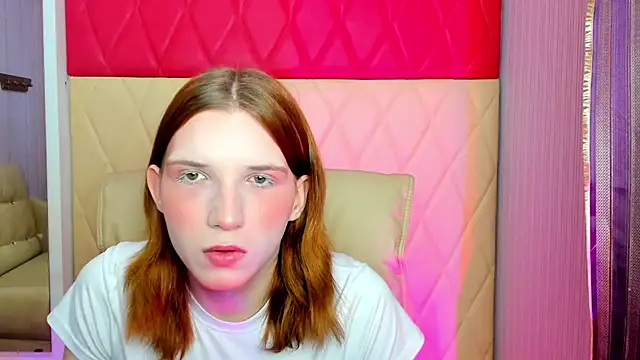 AlicexPrincess online show from March 26, 3:49 am