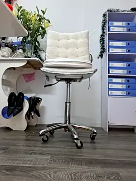 MocAn39 online show from March 3, 2:46 pm