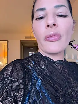 Maya-www online show from February 20, 5:04 pm