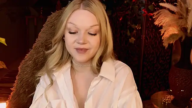 ChloeWhite online show from March 22, 9:22 am