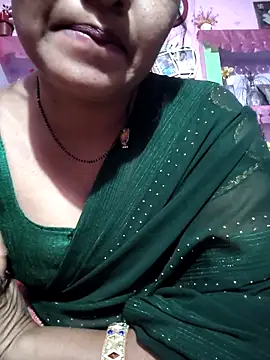 Snapshot of Nilam_cute chatting on February 28, 6:51 pm Nilam cute online show from February 28, 6:51 pm