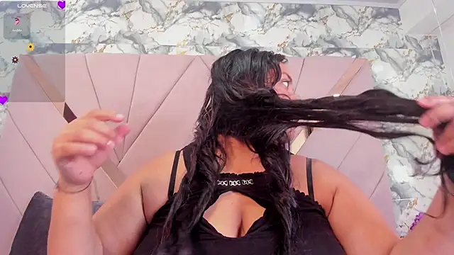 Snapshot of tatikanyx chatting on January 14, 4:54 pm tatikanyx online show from January 14, 4:54 pm