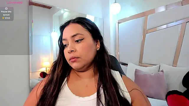 tatikanyx online show from February 13, 5:02 pm