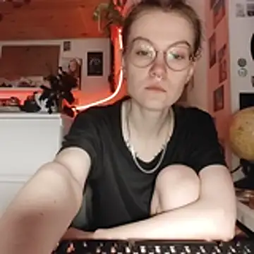 Shy Bamby online show from April 5, 5:41 pm