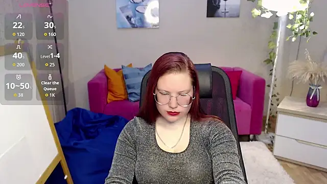 Snapshot of kuri_u chatting on April 18, 7:22 am kuri u online show from April 18, 7:22 am