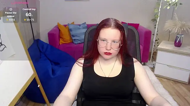 kuri u online show from April 10, 10:11 am