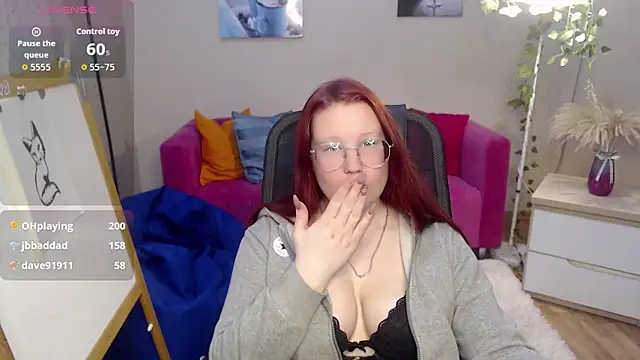 kuri u online show from April 7, 11:50 pm