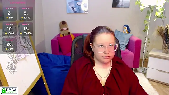 Snapshot of kuri_u chatting on June 30, 10:59 am kuri u online show from June 30, 10:59 am