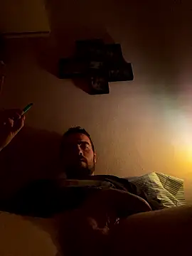 Apalancado94 online show from January 8, 10:16 pm