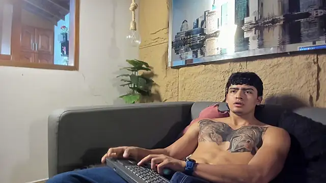 elliot colton online show from February 12, 8:52 pm