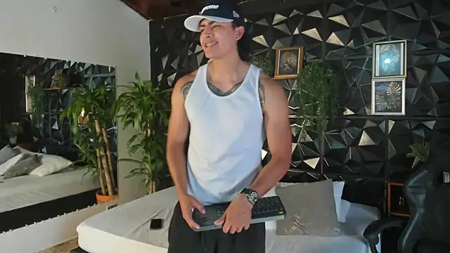 elliot colton online show from June 17, 8:19 pm