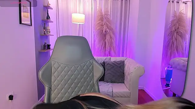 taylor smiith1 online show from January 14, 8:23 pm