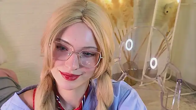 Yayaa Love online show from March 15, 4:14 pm