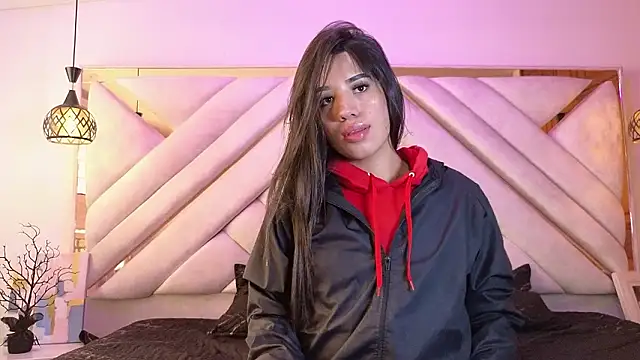 zoevg online show from March 21, 12:42 pm