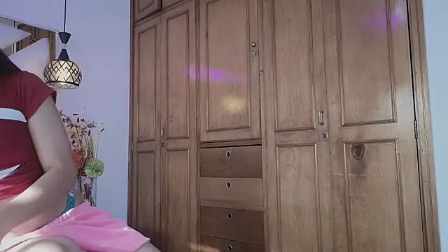 Snapshot of zoevg chatting on February 11, 12:38 pm zoevg online show from February 11, 12:38 pm