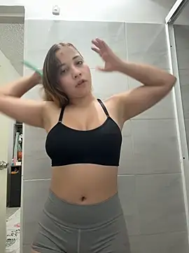 Snapshot of AliciaWhite_nt chatting on June 25, 9:09 pm AliciaWhite nt online show from June 25, 9:09 pm