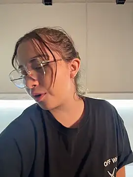 AliciaWhite nt online show from May 14, 1:46 am