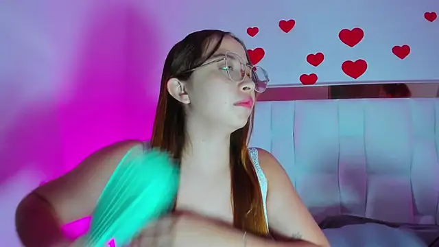 AliciaWhite nt online show from March 13, 1:43 am