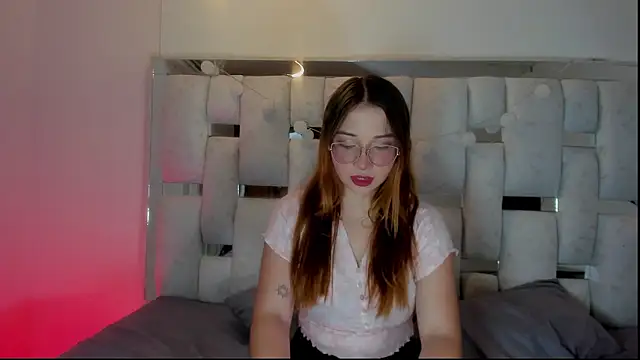 AliciaWhite nt online show from February 22, 12:40 pm