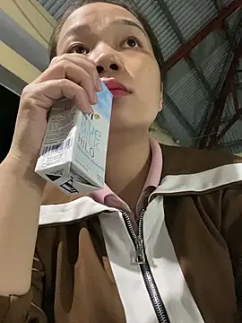 An-An19 online show from February 10, 10:09 pm