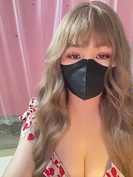 -Violet-t online show from February 24, 1:01 pm