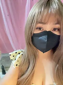 -Violet-t online show from May 8, 1:26 pm