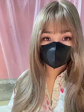 -Violet-t online show from March 29, 2:19 pm