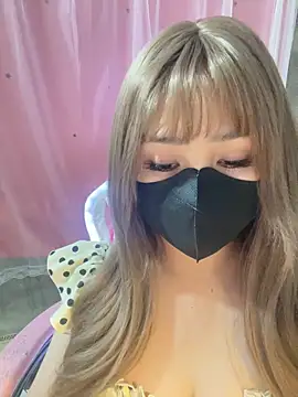 -Violet-t online show from April 21, 1:39 pm