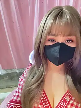 -Violet-t online show from March 20, 1:23 pm