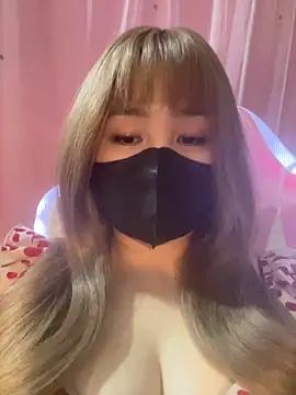 -Violet-t online show from April 2, 4:02 pm