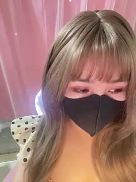 -Violet-t online show from April 10, 1:34 am