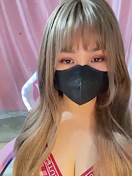 -Violet-t online show from May 11, 1:23 pm