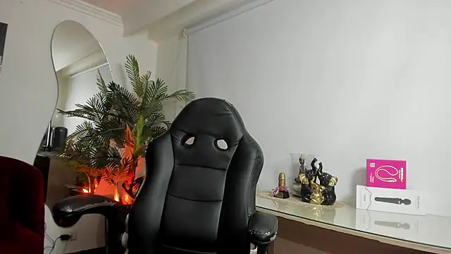 VictoriaPaker online show from January 18, 11:57 am