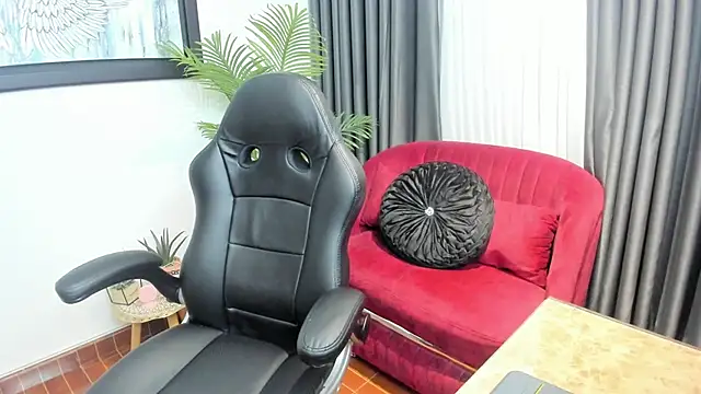 VictoriaPaker online show from March 7, 5:07 pm