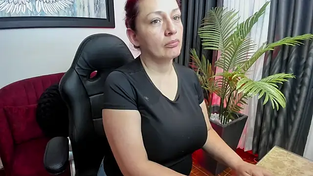 VictoriaPaker online show from April 13, 10:52 am