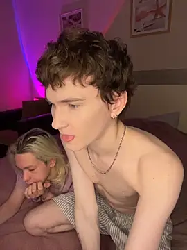 Eric Dark online show from March 30, 7:15 pm