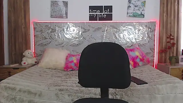 rossyvalbuena online show from March 8, 3:15 pm