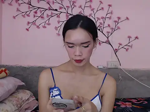 Chinnyth online show from January 12, 6:04 pm