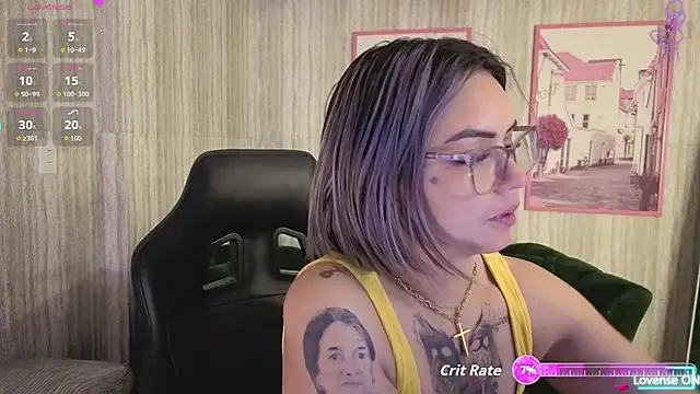 Snapshot of zarcasutra_t chatting on May 11, 12:50 pm zarcasutra t online show from May 11, 12:50 pm