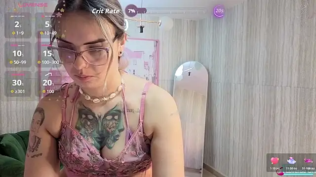 Snapshot of zarcasutra_t chatting on June 3, 2:33 pm zarcasutra t online show from June 3, 2:33 pm