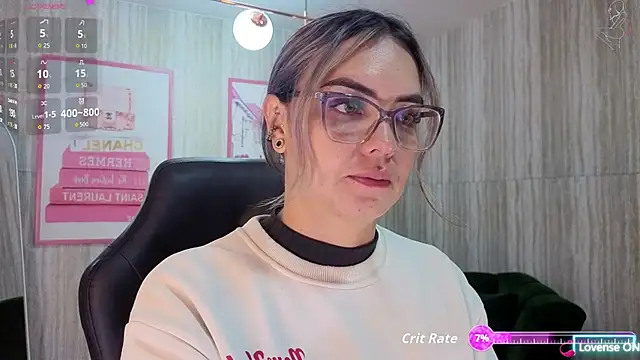 Snapshot of zarcasutra_t chatting on April 27, 1:09 pm zarcasutra t online show from April 27, 1:09 pm