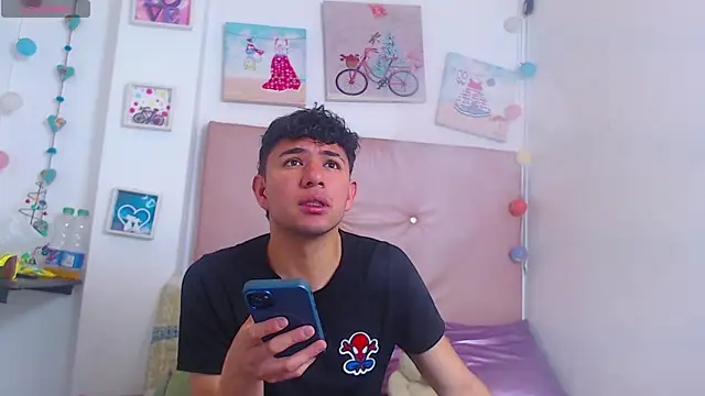 iam  lukas   online show from January 10, 2:23 pm