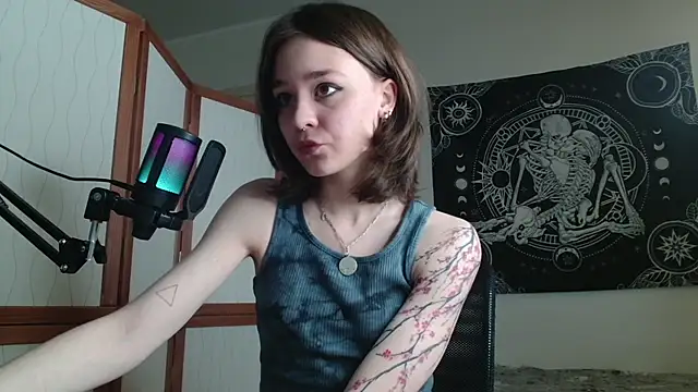 Mysterious Toy online show from February 10, 5:12 pm