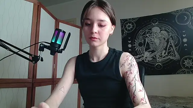 Mysterious Toy online show from February 9, 5:11 pm