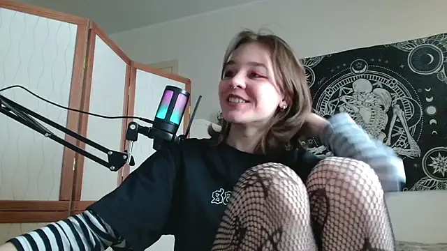 Mysterious Toy online show from February 4, 4:46 pm