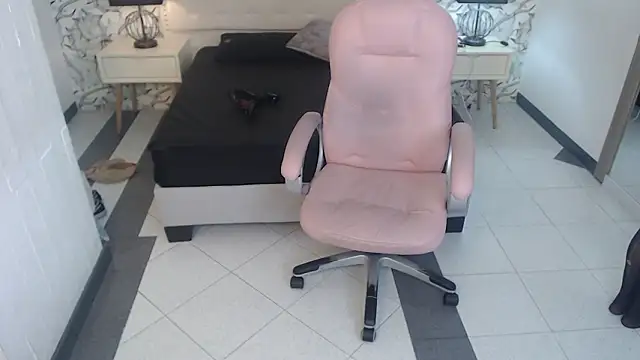 Venusandrea29 online show from February 19, 12:02 pm